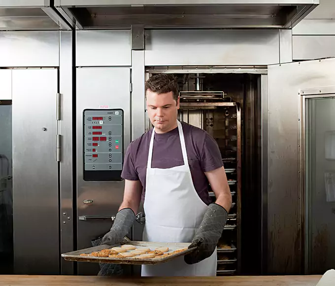 Why Fitchburg, MA Kitchens Trust Fitchburg Appliance Pro for Commercial Oven Repair?